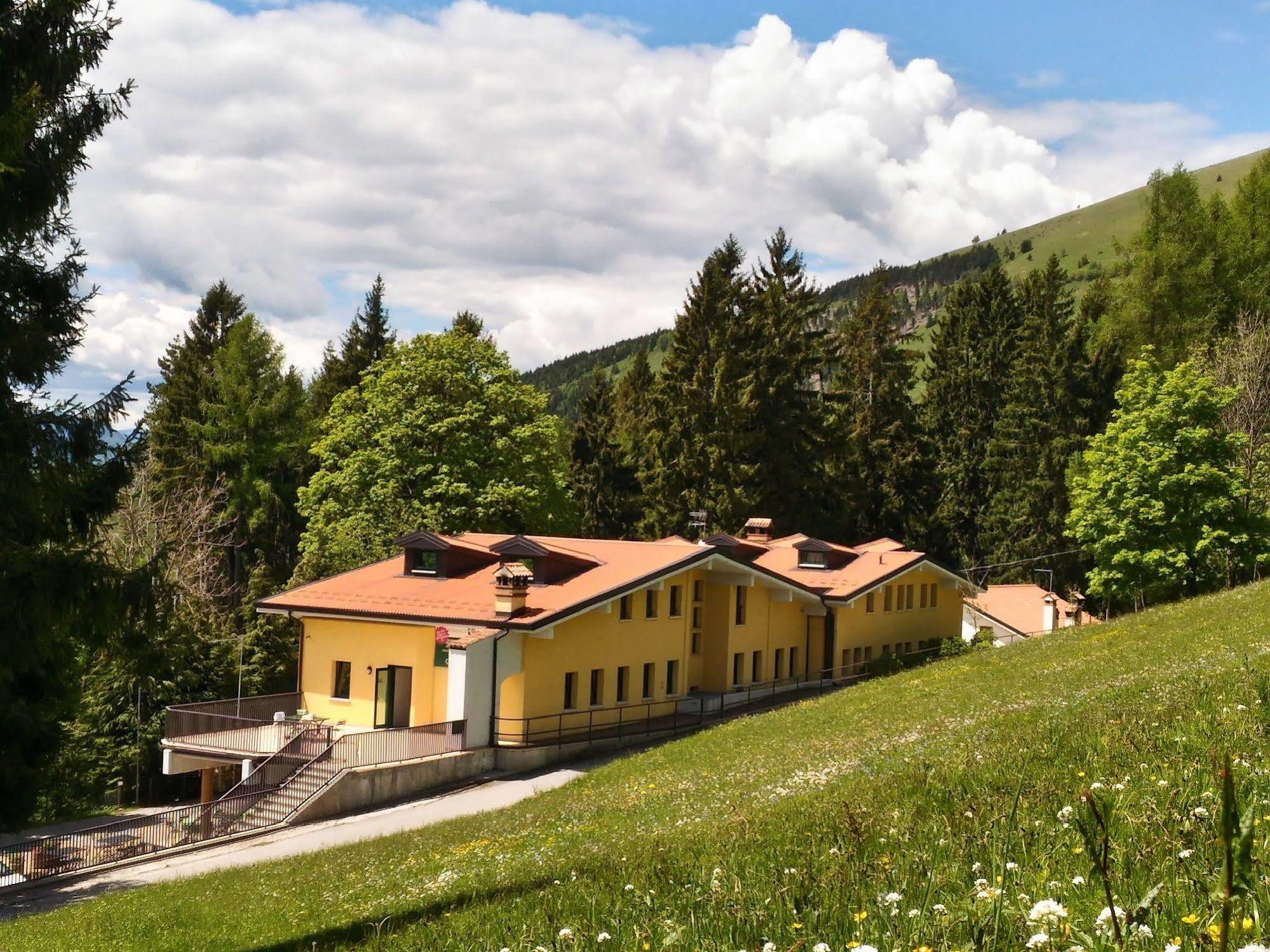 Residence Miravalle & Stella Alpina Вальдоббьадене Экстерьер фото